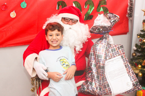 Mais de 500 crianças da rede municipal são apadrinhadas pelo Natal solidário do Procon