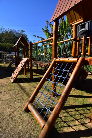 Prefeitura inaugura a primeira praça do Bingen