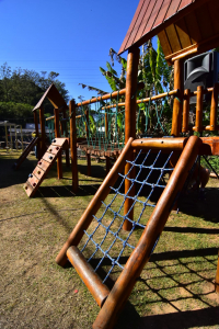 Prefeitura inaugura a primeira praça do Bingen