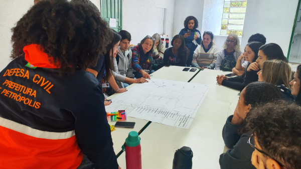 Petrópolis inicia oficinas comunitárias para elaboração do novo Plano Municipal de Redução de Riscos