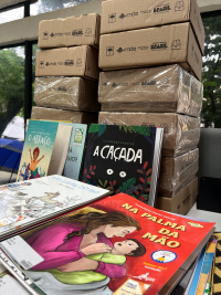 Biblioteca Gabriela Mistral recebe kits do PNLD+ e reforça acervo com novos títulos enviados pelo Governo Federal