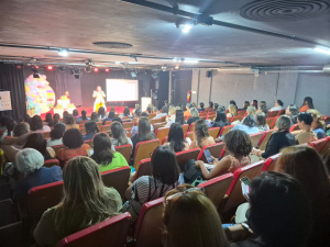 Secretaria de Educação promove palestra sobre o direito à cultura