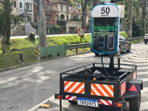 CPTrans inicia fase de testes de controladores de velocidade móveis