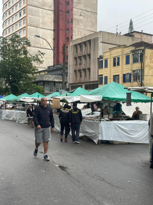 Procon orienta os feirantes da Feira do Pescado