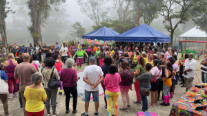 Academia da Saúde comemora 10 anos com festa temática