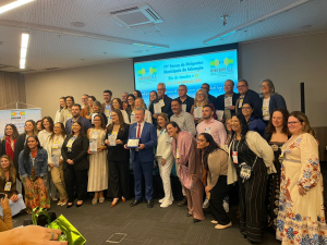 Petrópolis participa de fórum estadual com debates sobre educação pública