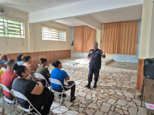 Ronda Escolar promove palestras com familiares de estudantes de duas escolas da rede municipal