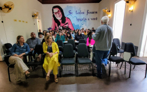 Seminário reúne educadores para discutir metas locais e nacionais da educação