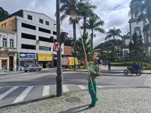 Prefeitura amplia limpeza de mobiliário urbano no Centro Histórico