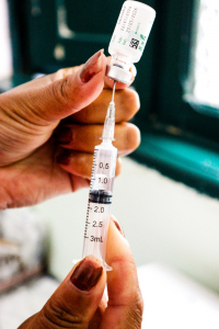 Mais de 1,1 mil pessoas participam do Dia D da Multivacinação em Petrópolis