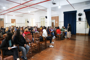 Pré-conferência de Assistência Social reúne população para debater diretrizes do SUAS em Petrópolis
