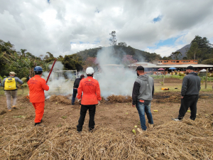 Prefeitura e ICMBio promovem capacitação de respostas a incêndios florestais na comunidade do Brejal, na Posse