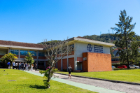 Prefeito, representantes do governo do Estado e da sociedade civil assinam manifesto pelo supercomputador de IA em Petrópolis