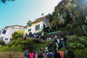 Solenidade marca 152 anos de nascimento de Santos Dumont