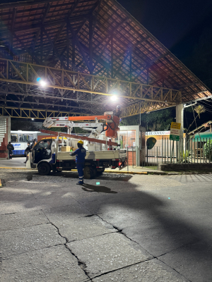 Prefeitura conclui revitalização da iluminação dos terminais de ônibus