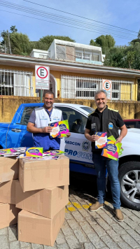 Prefeitura recebe 1.500 códigos de Defesa do Consumidor Comentado e Cartilha de Educação Financeira