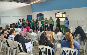 Novo roteiro do teatro de educação ambiental aborda descarte irregular de entulho no Boa Vista