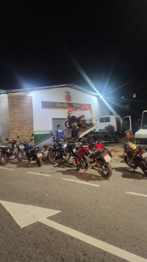 Fiscalização contra motos barulhentas resulta em 13 remoções no Retiro, em Petrópolis