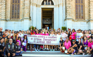 Corrida e Caminhada pelo Fim da Violência contra a Mulher movimenta as ruas do Centro da Cidade