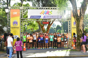 Mais de mil atletas participam da Corrida do Trabalhador