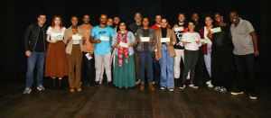 Prefeitura entrega cheques aos selecionados em editais do Fundo Municipal de Cultura