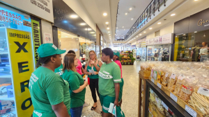 Prefeitura inicia ações de conscientização sobre descarte correto de lixo no Centro Histórico